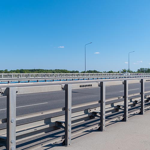 Highway guardrail processing equipment