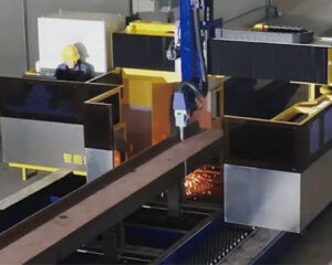 laser pipe cutting machine